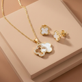 The Belle Set